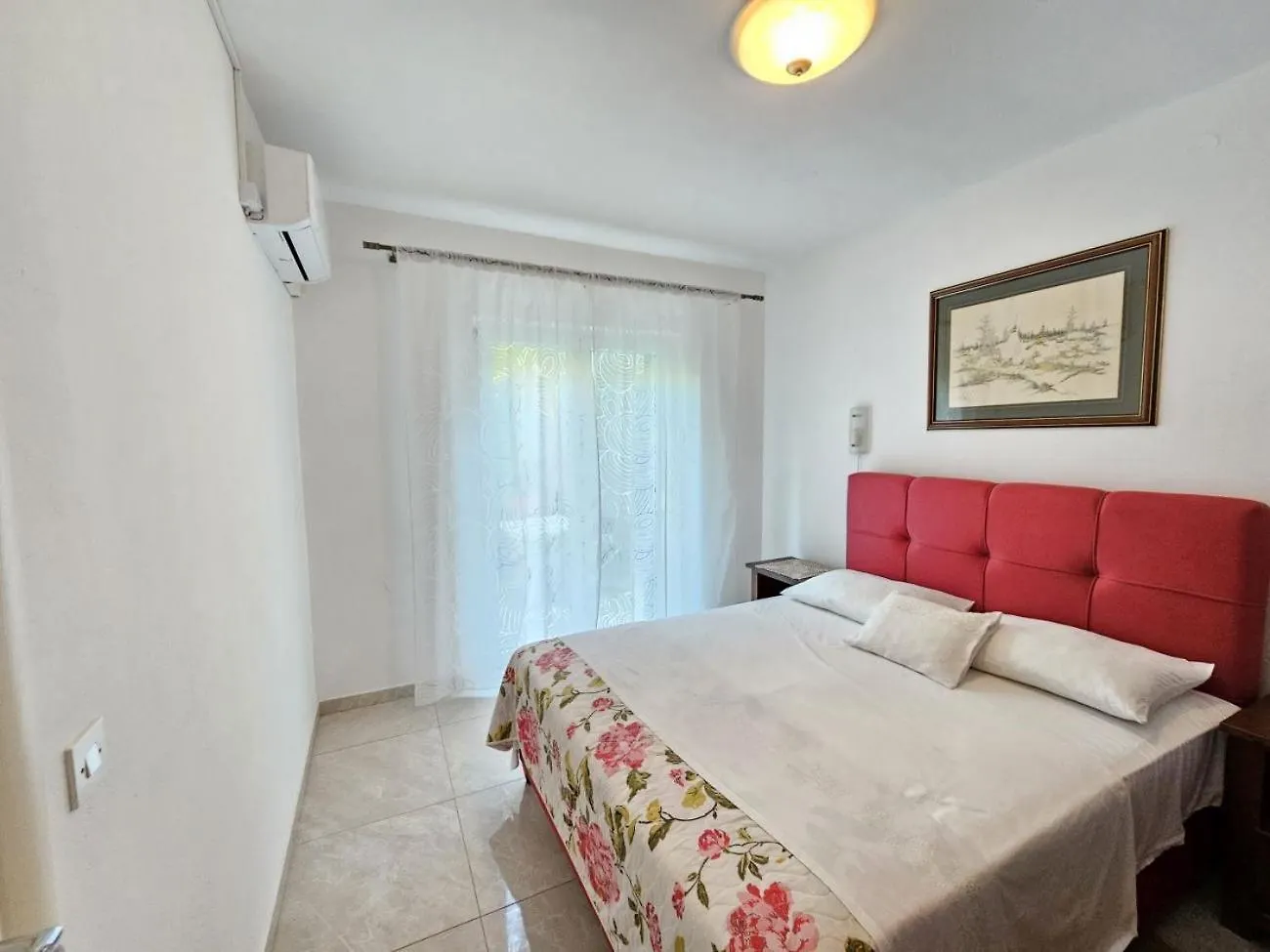 Blaz 4 - Apartment For 6-8 Persons, 150 M From The Beach Novi Vinodolski 0*,