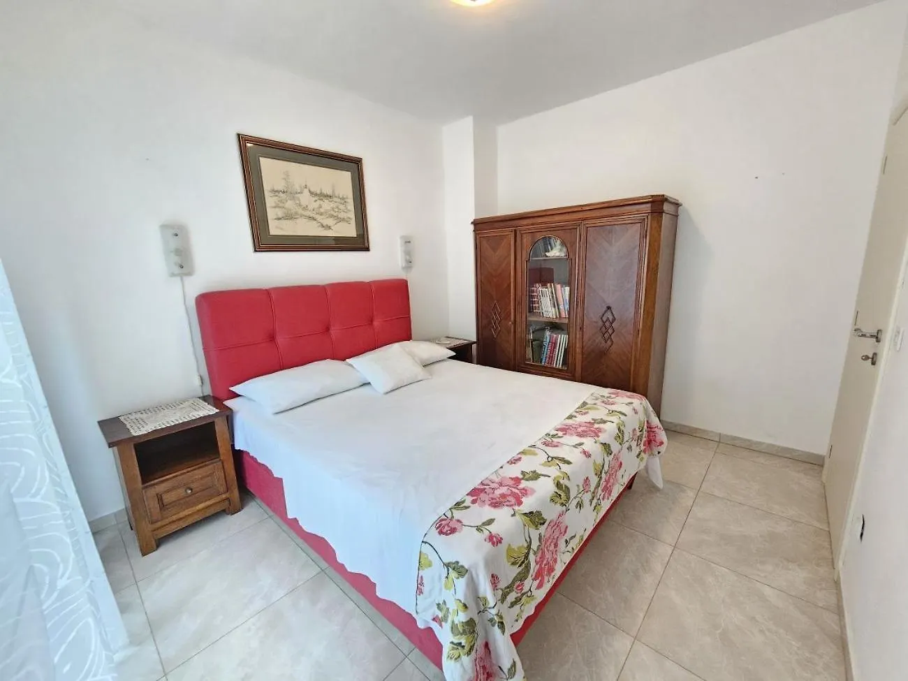 Blaz 4 - Apartment For 6-8 Persons, 150 M From The Beach Novi Vinodolski 0*,  Croatia